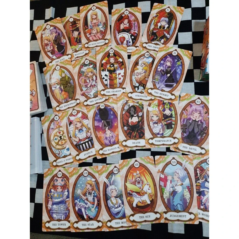Alice in Lunas Tarot Card Deck